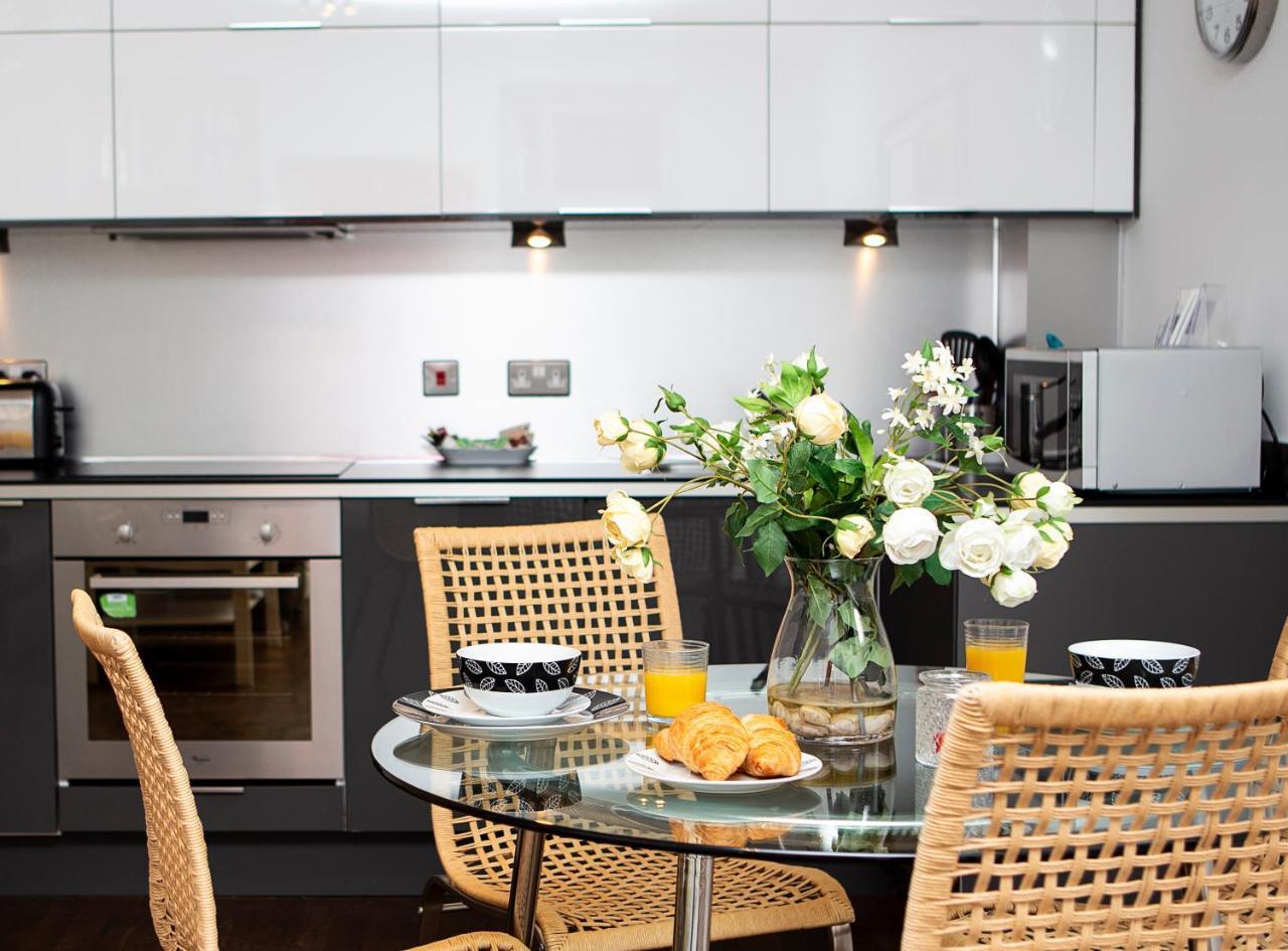 Apt 2, Trafalgar Square 2Nd Floor By Indigo Flats London Eksteriør bilde