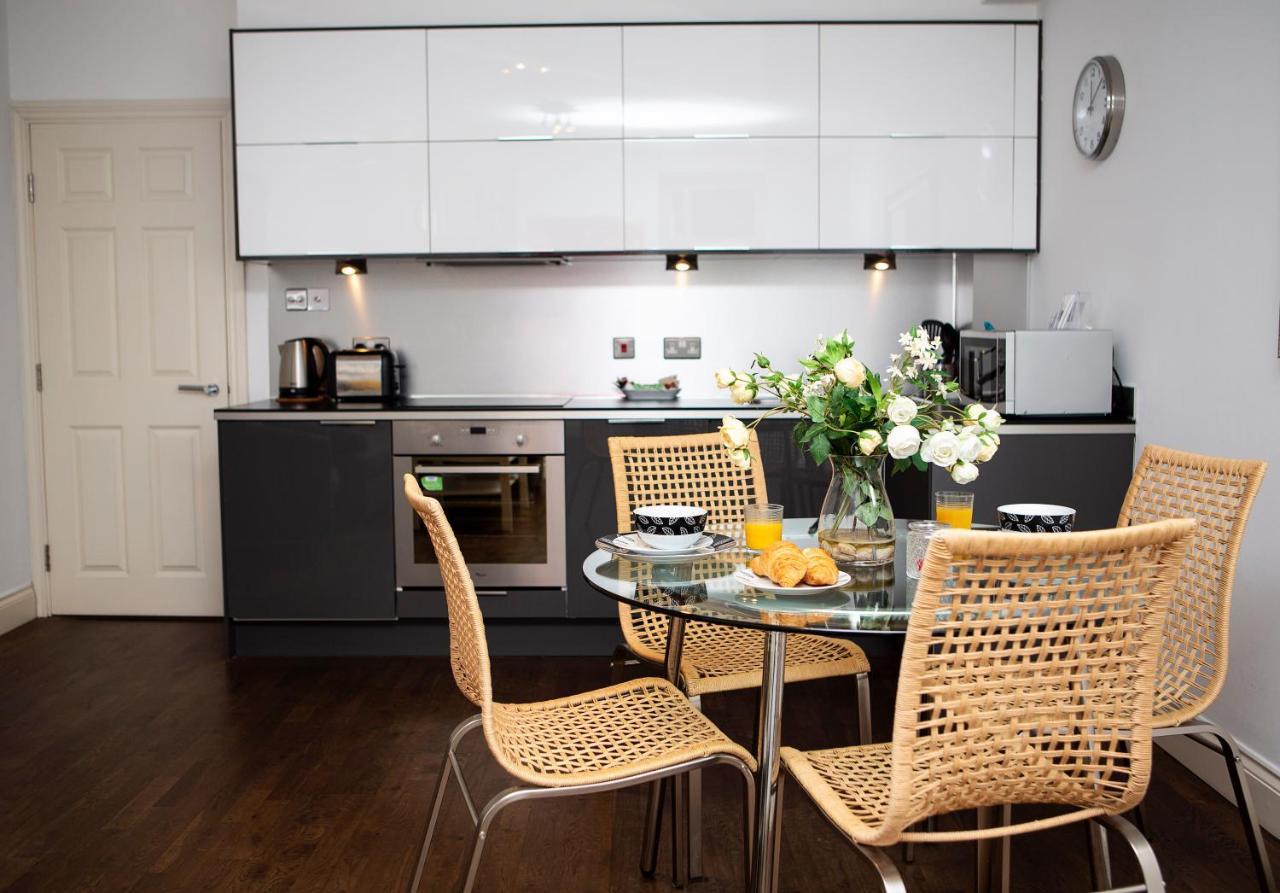 Apt 2, Trafalgar Square 2Nd Floor By Indigo Flats London Eksteriør bilde